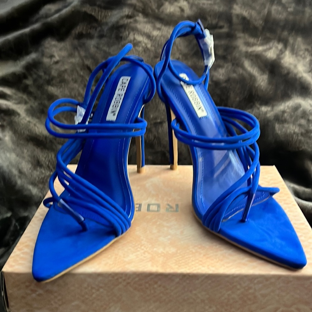 SUMMER 💙 HEELS